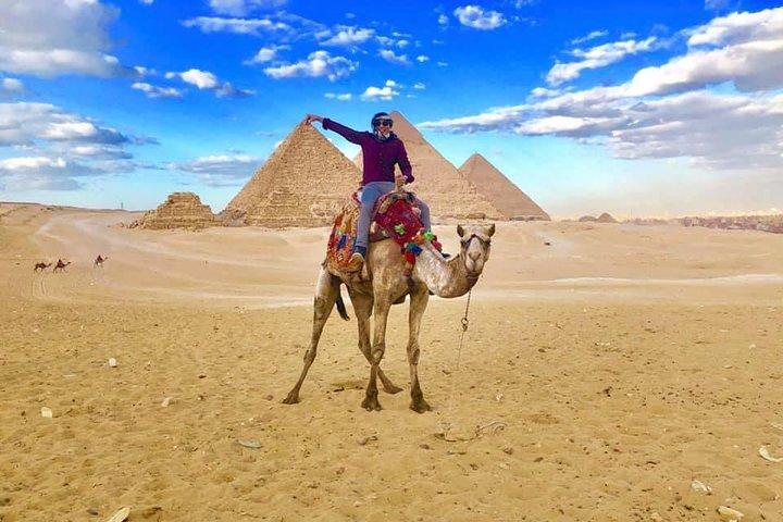 2 Private day tours in Giza pyramids and Cairo city with 2 airport Transfers