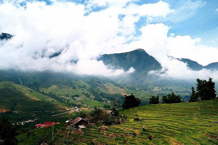 Sapa Motorbike Tour 1 Day| See All Of Rice Fields & Valleys in One Day