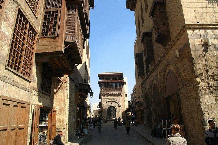 Private Day Tour: Discover Coptic and Islamic Cairo