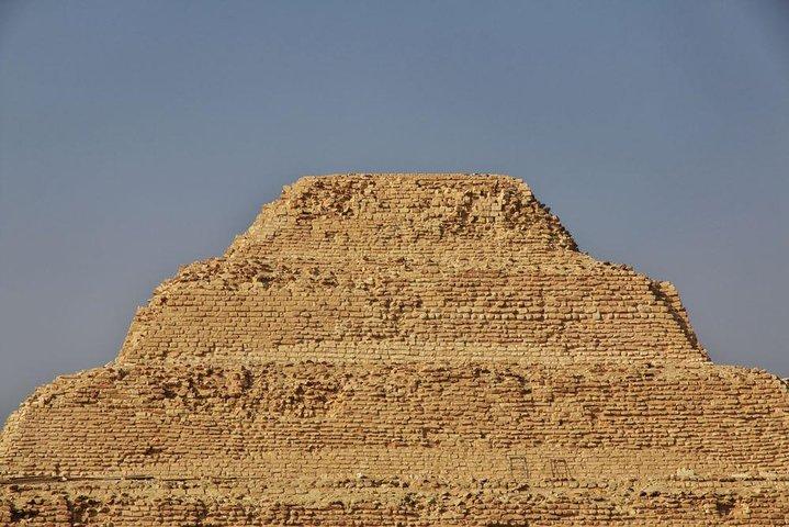 Tour to Pyramids, Sakkara & Dahshur