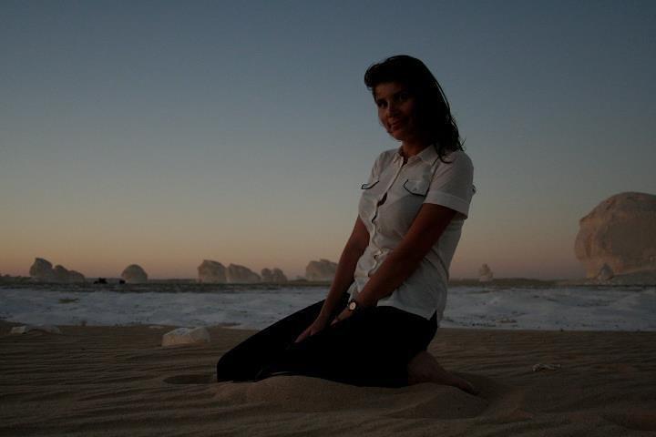 Overday Black and White Desert Day Tours from Cairo or Giza