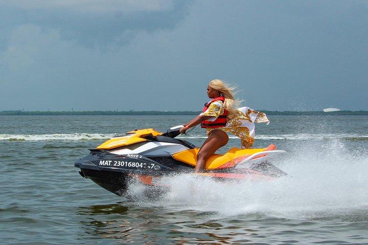 Jet Ski Rentals in Cancun: 30-Minute Option (Shared Jetski)