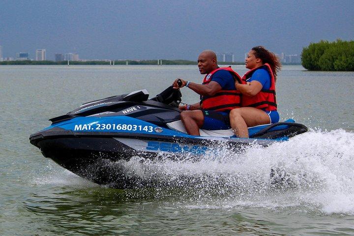 Jet Ski Rentals in Cancun: 30-Minute Option (Shared Jetski)