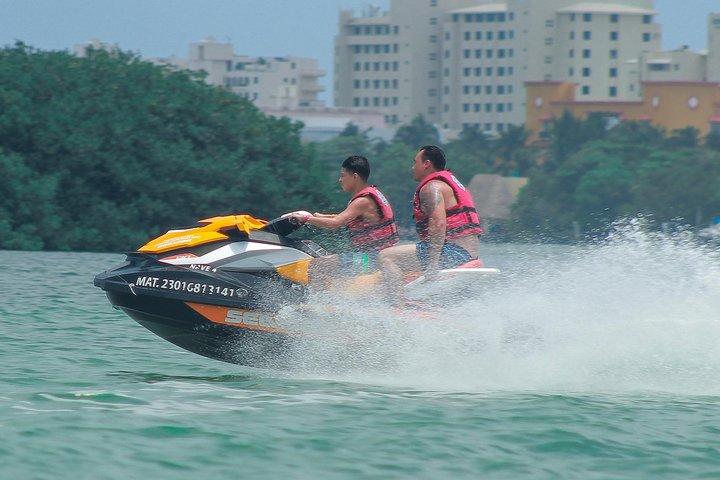 Jet Ski Rentals in Cancun: 30-Minute Option (Shared Jetski)