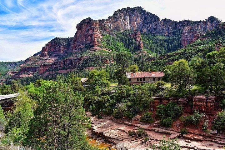 Oak Creek Canyon Scenic Jeep Tour: Smooth Route 89A Views