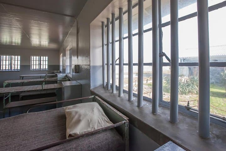 Robben Island & Surprise stops tickets confirm by 8am next day.