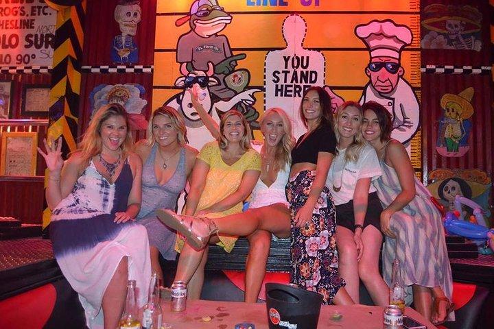 Cabo Bar Crawl to the Best Bars and Clubs in Cabo
