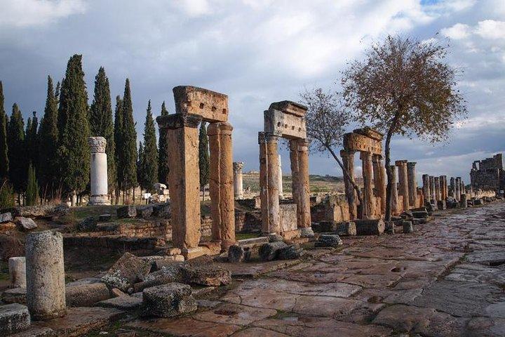 Pamukkale Small Group Tour From Kusadasi or Selcuk