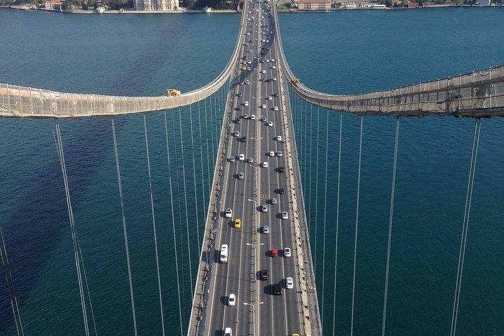 Istanbul Two Continents Tour with Lunch and Bosphorus Cruise