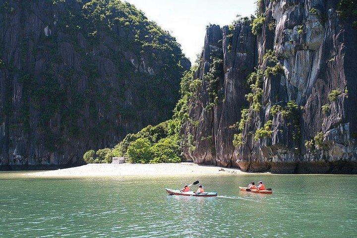 Ha Long & Lan Ha Bay 3 Days 2 Nights On 3 Star Boat
