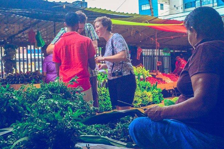 Local Market Tour & Cooking Demo with Lunch from Colombo Harbor
