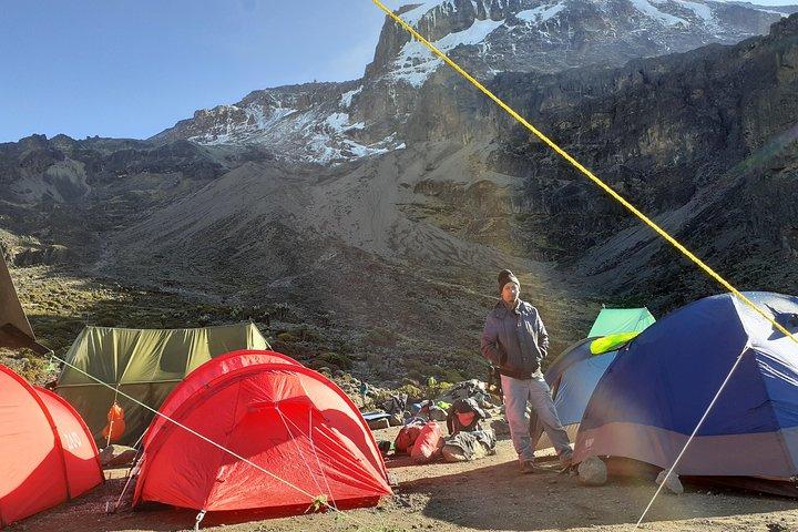 climb the Kilimanjaro via Marangu Route