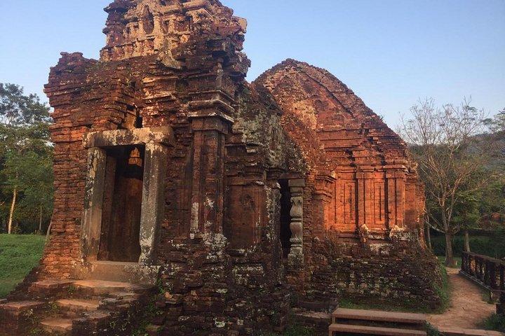 My Son Sanctuary Sunset with insider guide and BBQ boat trip