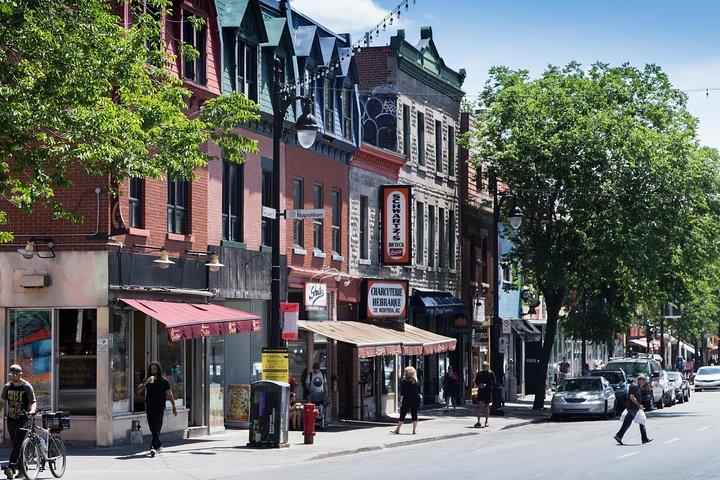 The Essential 101 Non-Touristy Walking Tour by Spade & Palacio