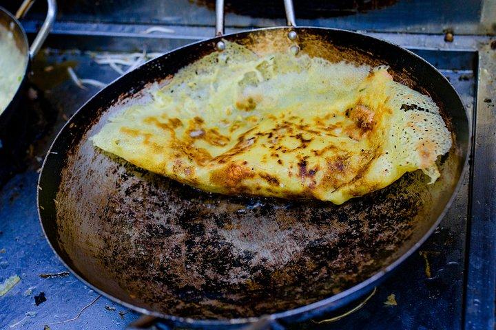 Private Street Food Evening Walking Tour in Ho Chi Minh City