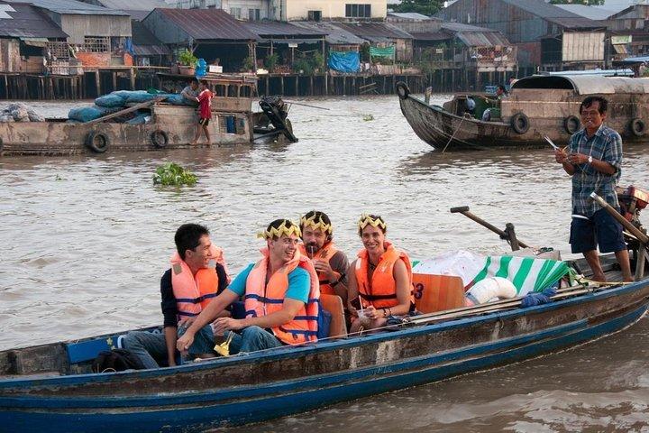 Can Tho Floating Market Combine With Mekong Delta 01 Day-Daily