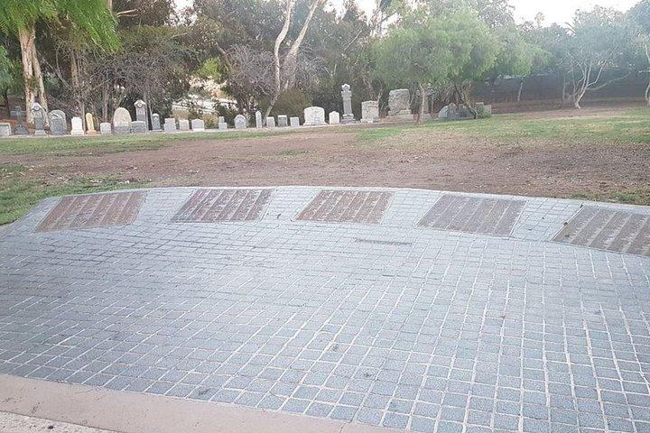 San Diego Ghosts and Gravestones: A Haunted Trolley Tour
