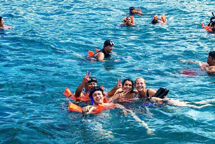 Complete Isla Mujeres excursion from Cancun with all inclusive