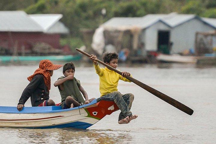 Kompong Khleang Floating Village & Tonle Sap Lake - Private Day Tour