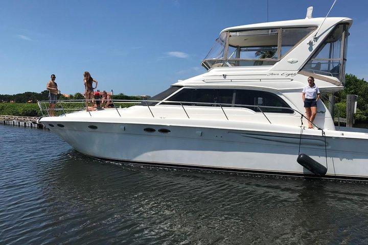 Jupiter Private Yacht Cruise with Captain/Stewardess