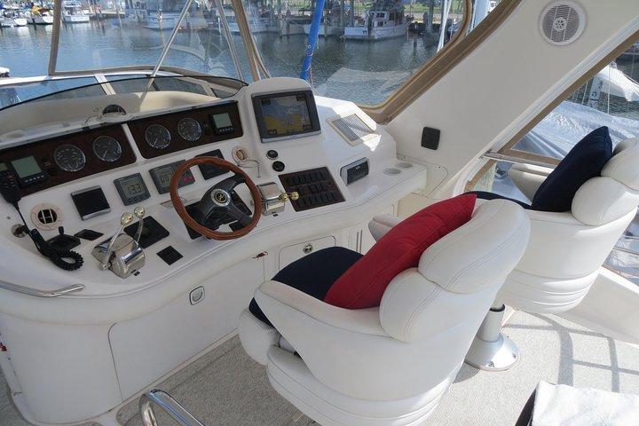 Jupiter Private Yacht Cruise with Captain/Stewardess