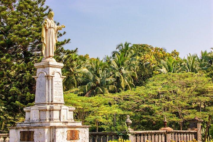Walk Through the Ruins of Old Goa (2 Hours Guided Walking Tour)