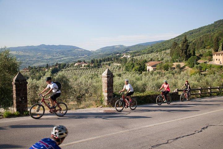 Escape Florence Crowds: Local Tuscany Life E-Bike - Max 4 Only