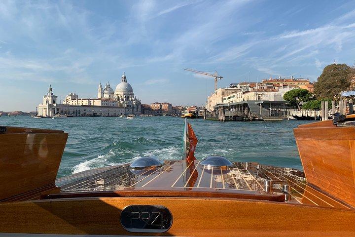 Private Transfer from Santa Lucia train station to Hotel in Venice City Center
