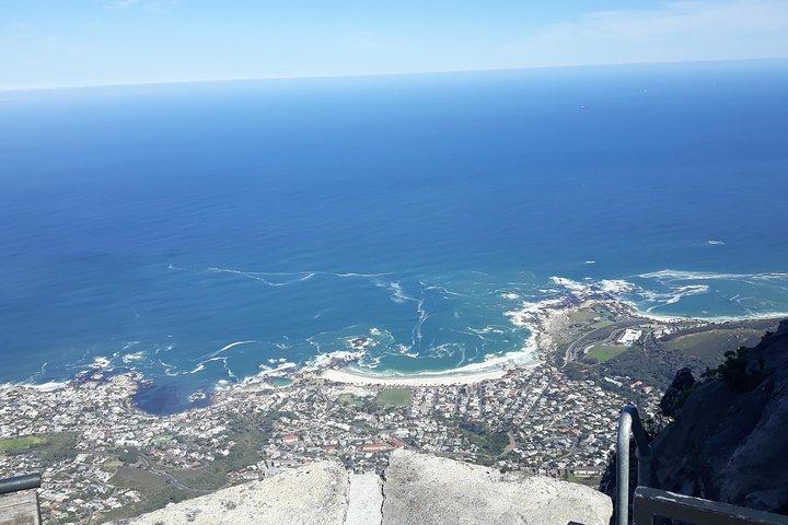 Table Mountain, penguin and Cape of good hope Fees included