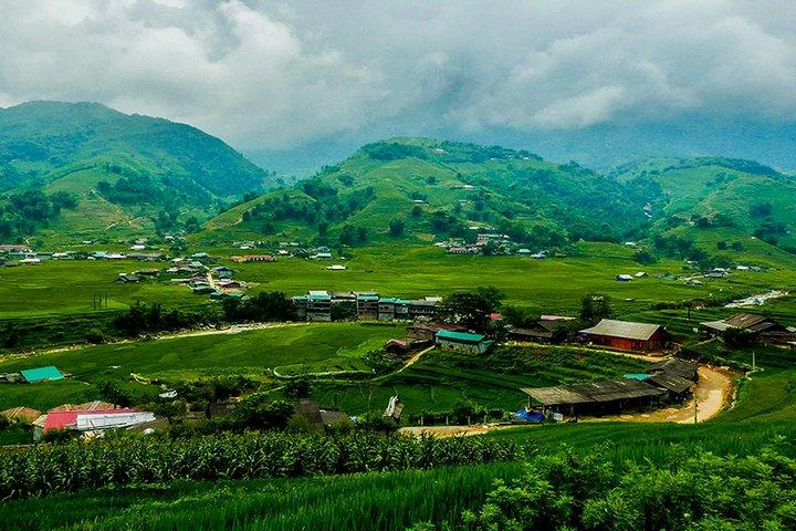 Mountain views & Rice Terraced Fields Hiking – 2D 1N