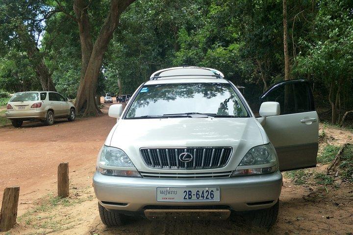 Private Angkor Sunrise & Major Temples Tour by English Speaking SUV Car Driver