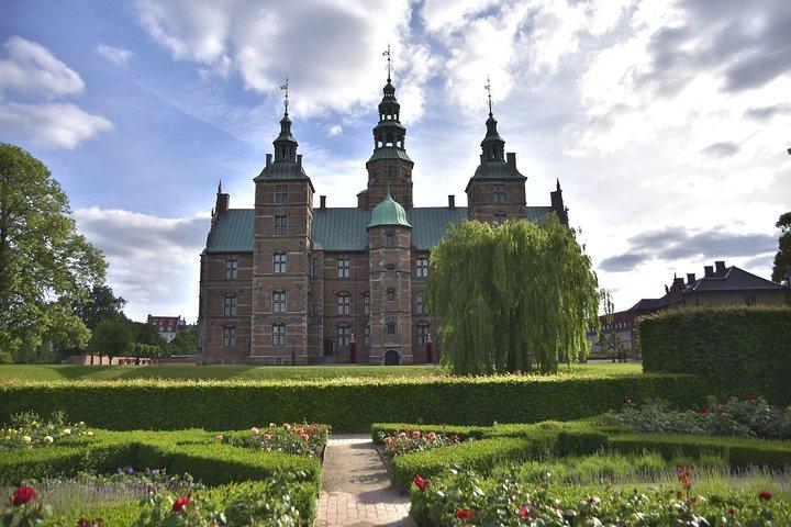 Best of Copenhagen: Small Group Walking Tour (Max 10, 3 Hours)