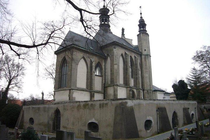 Private Day Trip to Kutna Hora From Prague by car