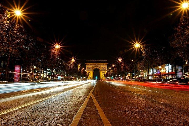 Private Paris Night Lights and Landmarks Tour