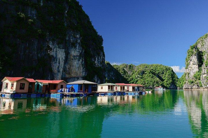 2-Day Garden Bay Cruises Visit the Hidden Beauty of Bai Tu Long