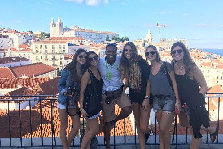 Private Lisbon Tuk Tuk Tour | Customizable Historic Highlights