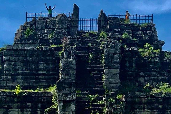 Siem Reap to Beng Melea and Visit Khmer Empire Capital Koh Ker