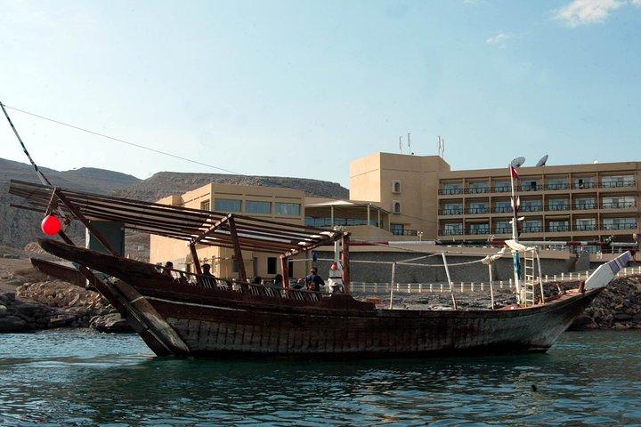 Full Day Dhow Cruise in Khasab with Lunch from Dubai