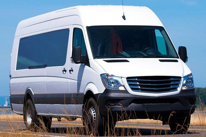 Shared Round-Trip Transfer: Montego Bay International Airport