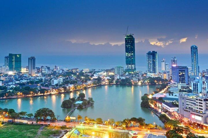 Private Transfer : Airport to Colombo City Hotels