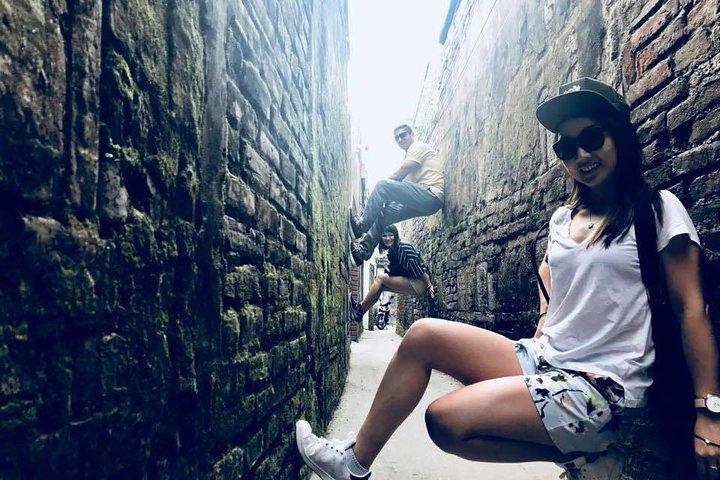 Half-day Explore Bat Trang Ceramic Village by Russian Jeep