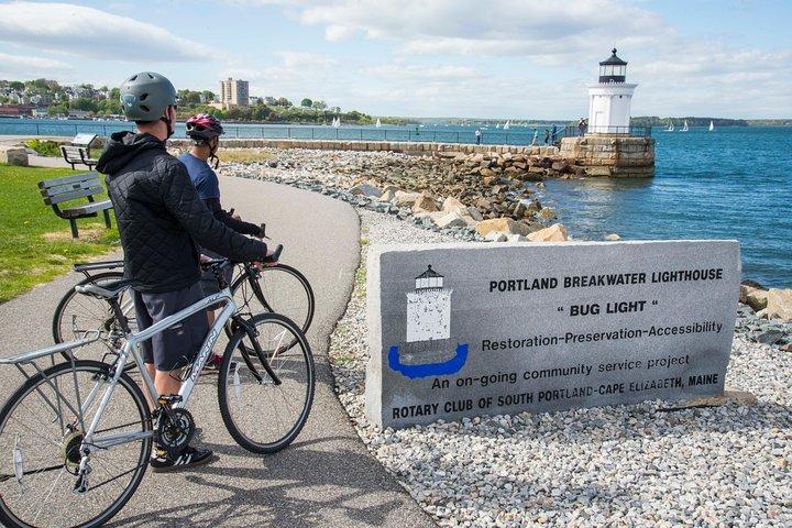 Portland Bicycle Tour with 5 Lighthouses and XL Lobster Roll