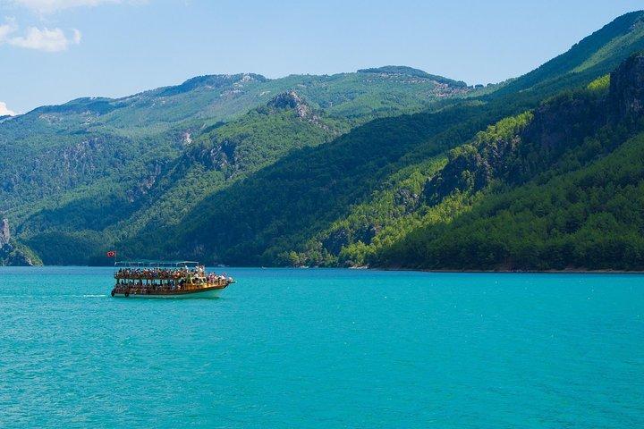Green Canyon Boat Trip and Bus Safari Tour w/Lunch
