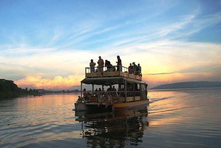 Dinner Cruise At Nile Pharaoh's with Pickup and Drop-Off