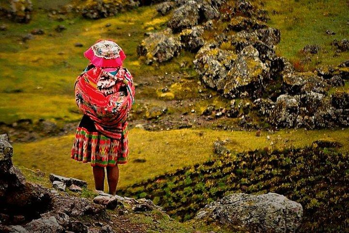 Lares Trek to Machu Picchu (4 Days)