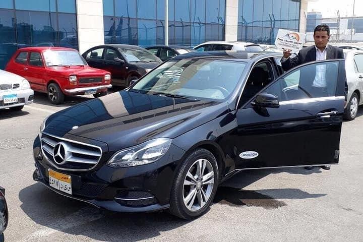 Private Airport transfer from Cairo or Giza to Cairo Airport
