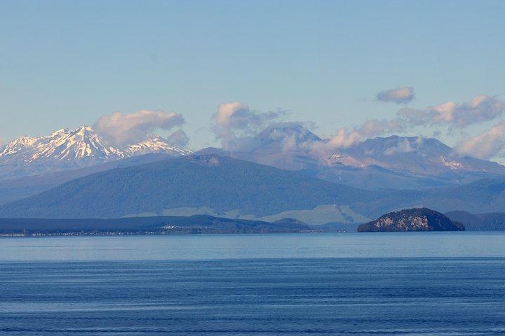 Private Lake Taupo Tour - Auckland Tour House
