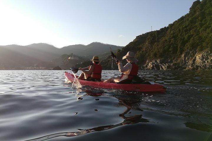 Cinque Terre Half Day Kayak Trip from Monterosso