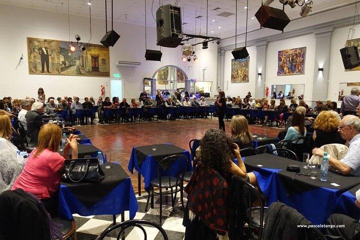 Tango lesson and Milonga tour