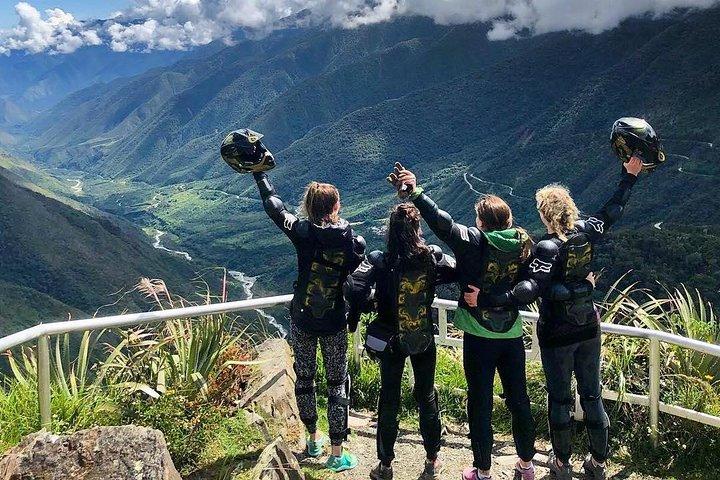 Inca Jungle Trek to Machu Picchu 4D/3N - Special Offer